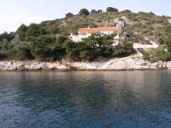 Uvala Zverinac, Zverinac