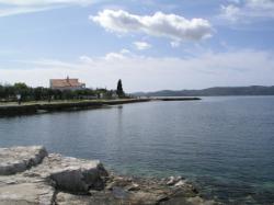 Obalni potez, Sv. Petar