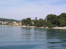 Plaža otočić Galovac, Preko