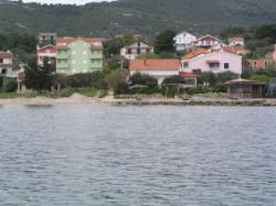 Obalni dio, Dobropoljana, otok Pašman