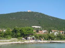 Mjesno kupalište (Uvala Široka), Ist