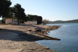 Pirovac; Hotel Miran